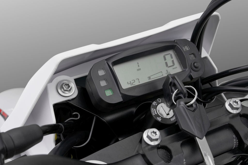 QJ Motor COV 125: arriva la motard da 15 CV a 3.190 euro